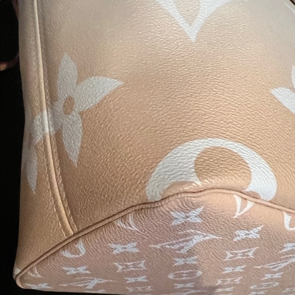 Louis Vuitton Monogram Giant By The Pool Neverfull MM Brume - Picture 9 of 13